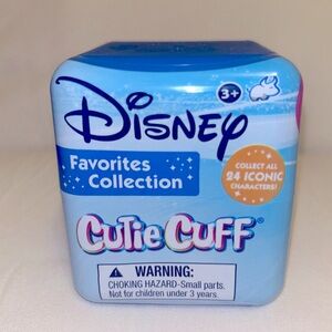 Disney Cutie Cuff Favorites Collection New! Sealed Surprise soft plush bracelet